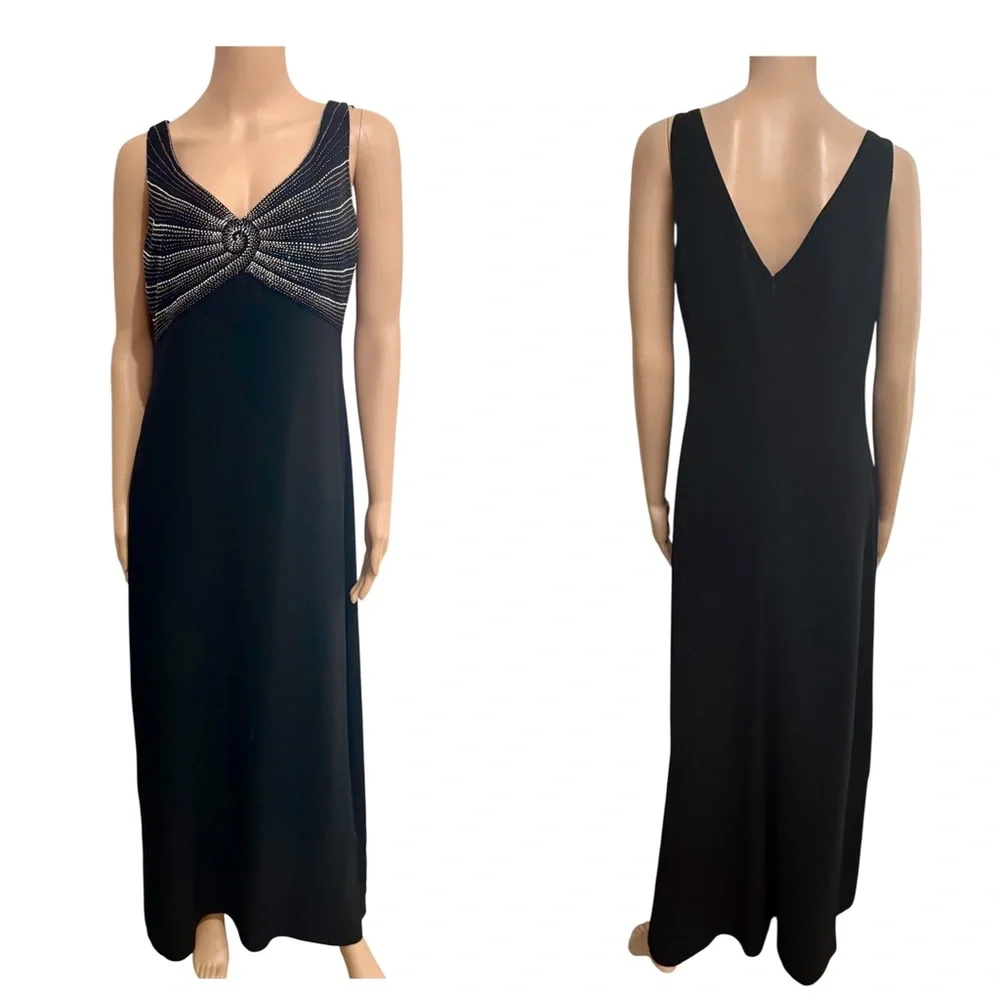 Stunning black Daymor Couture evening dress featuring intricate beaded detail. - Picture 2 of 6